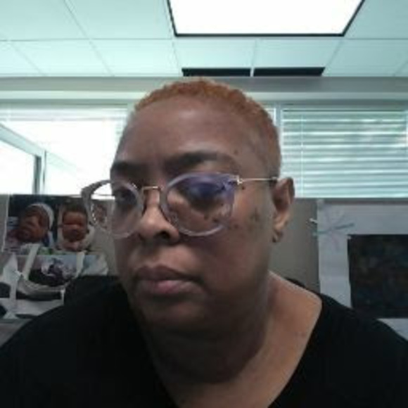 Meet your Posher, Johnnetta - Picture 1 of 1